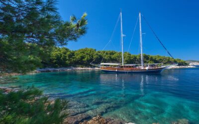 Charter a luxury gullet in Croatia with VOYAGE by Urban-Seleqt