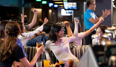 Topgolf MEGACITY Bangkok unique Driving Range – Come play around !